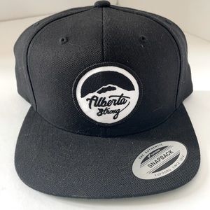 NWT Alberta Strong snap back cap - unisex